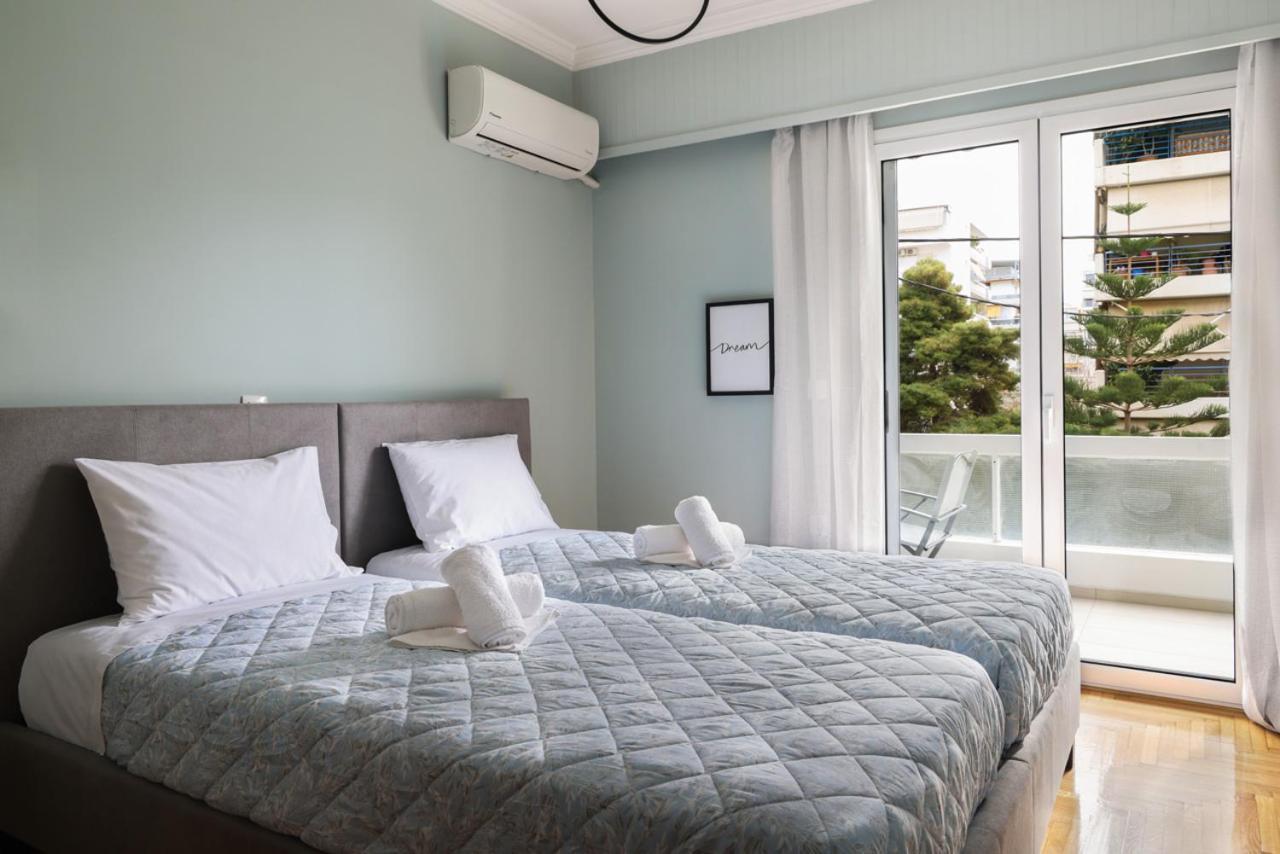 Comfort & Relax Apartment In Athens Riviera Екстериор снимка