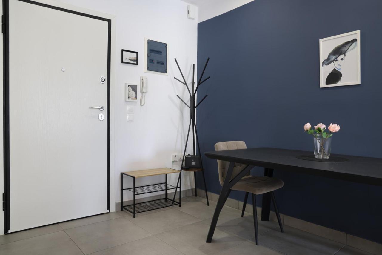 Comfort & Relax Apartment In Athens Riviera Екстериор снимка