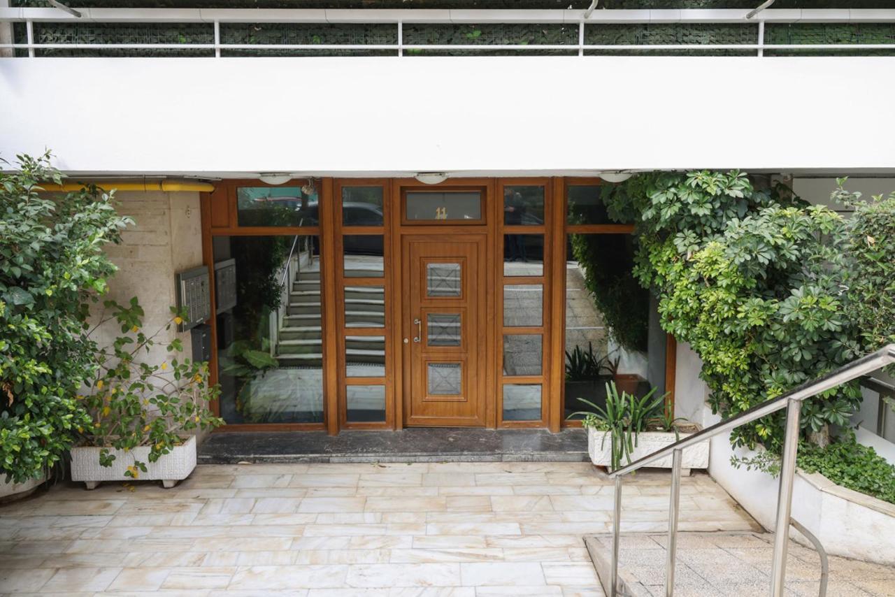 Comfort & Relax Apartment In Athens Riviera Екстериор снимка